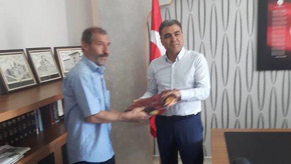 İlçemiz kongre ortaokulu personeli Mustafa DELİCE emekliye ayrılmıştır 