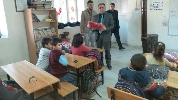 İlçe Milli Eğitim Müdürü Bünyamin ÖZDEMİR Akçakale ilkokulu nu Ziyaret Etti