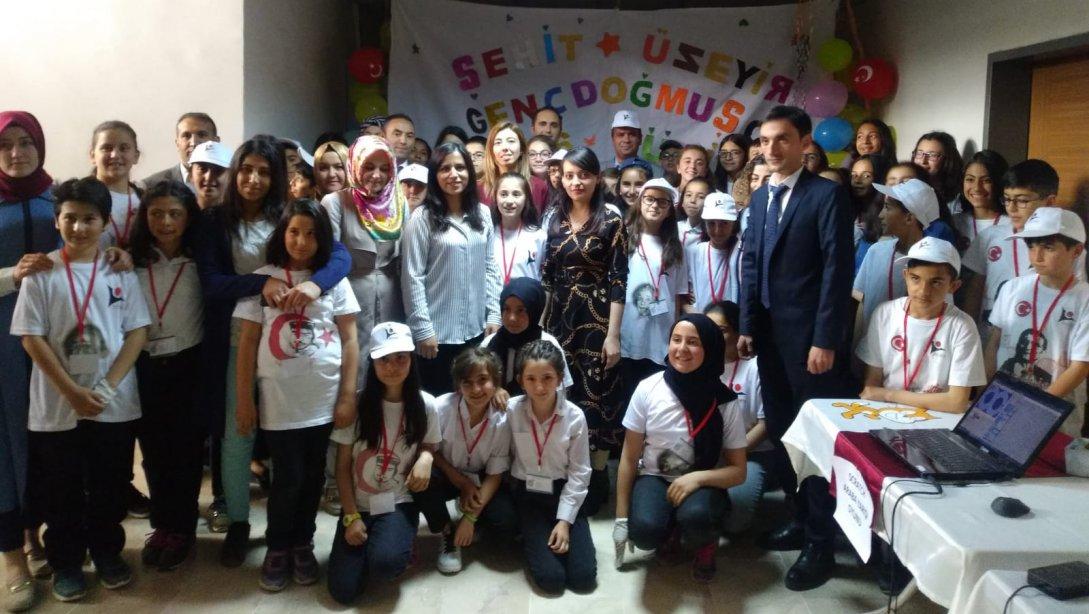 Şehit Üzeyir Gençdoğmuş Ortaokulu Öğrencileri tarafından hazırlanan 4006 Tübitak Bilim Fuarı