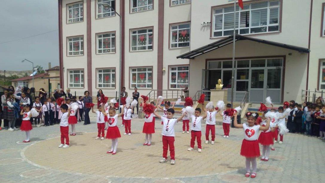 Şehit Oğuz Özgür Çevik İlkokulu Yıl Sonu Şenliği