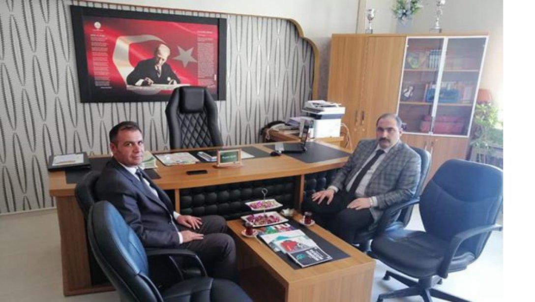 Belediye Başkanı Mehmet Sabit KARAKAŞ, Milli Eğitim Müdürümüzü Ziyaret Etti.