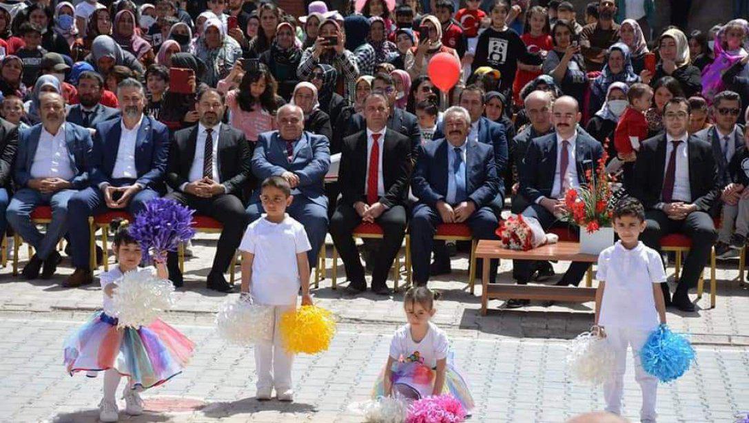 23 Nisan Ulusal Egemenlik ve Çocuk Bayramı İlçemizde büyük coşkuyla kutlandı.