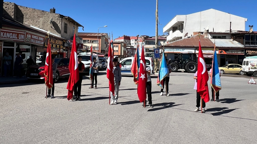 İlköğretim Haftası Çelenk Töreni